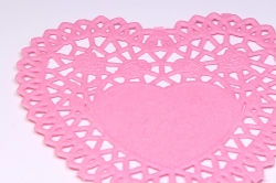 Papier Doilies Herz rosa (12 Stck)